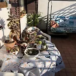 Privatunterkunft Lizartgarden Panoramic