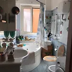 בית אירוח Lizartgarden Panoramic